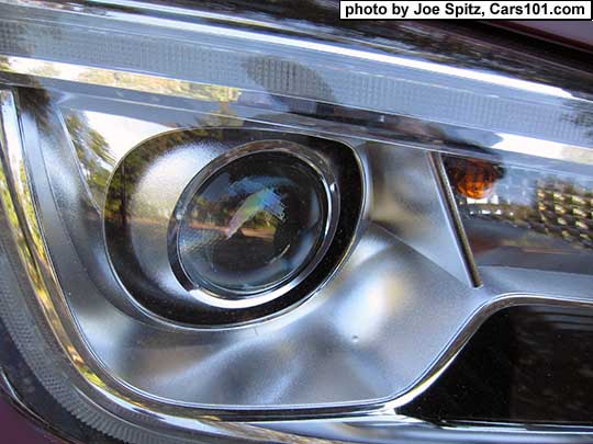 2017 Subaru Forester headlights with Steering Responsive Headlights